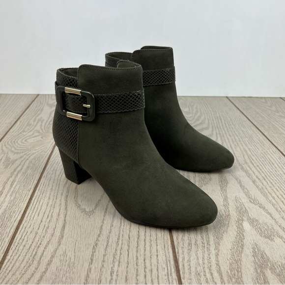 Karen Scott Women's Ivyy Mixed-Media Buckle Booties 7W Olive Green $70 - Picture 1 of 9